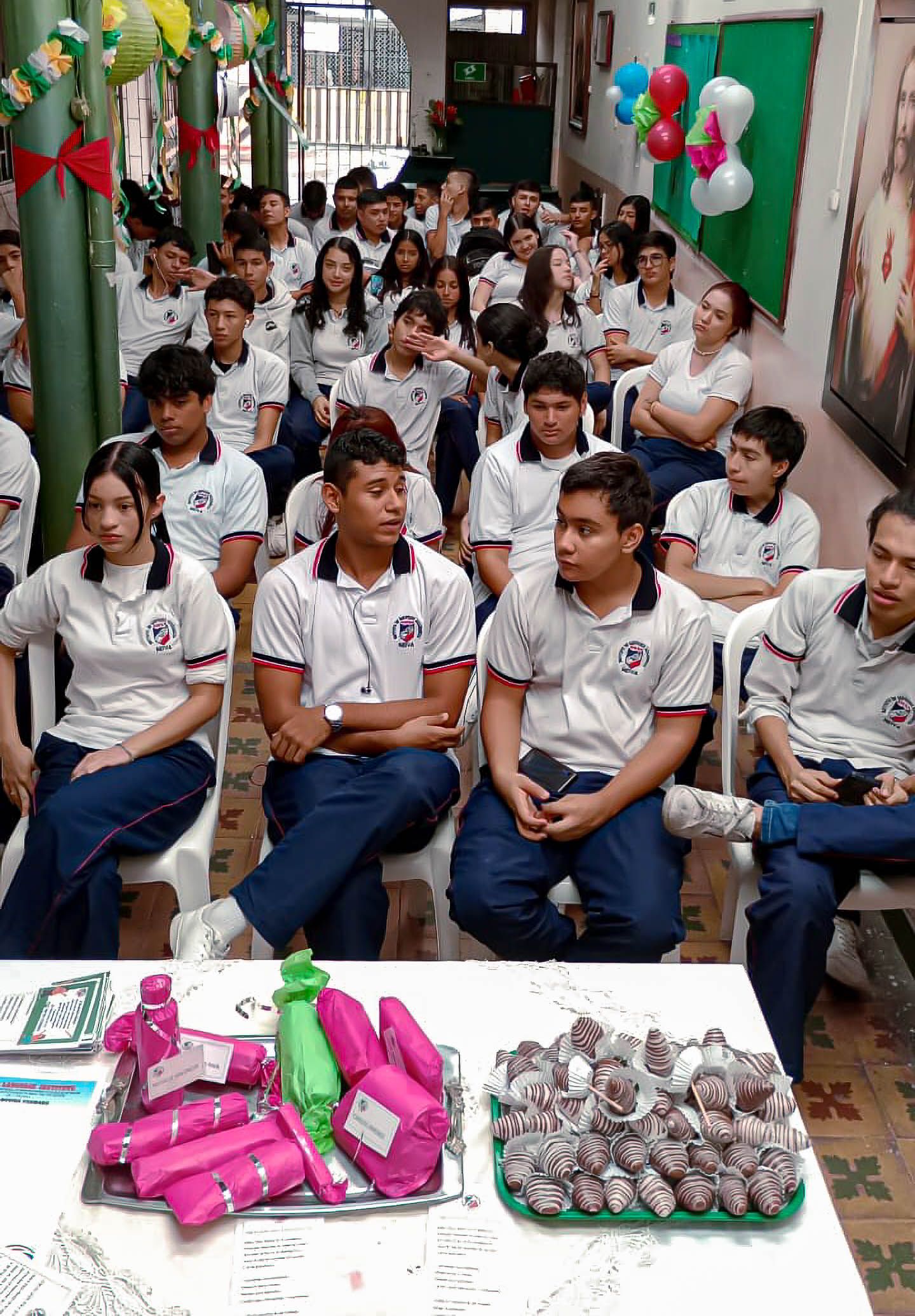 🎉 ¡Feliz Día del Estudiante! - Imagen 3