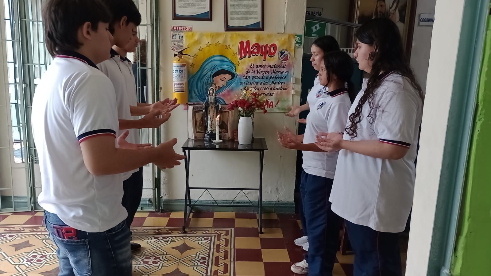 ¡Celebramos el Día de la Virgen María! 🙏 - Imagen 2