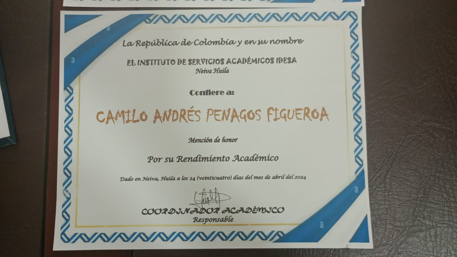 Menciones de Honor para nuestros Alumnos Idesistas - Imagen 4