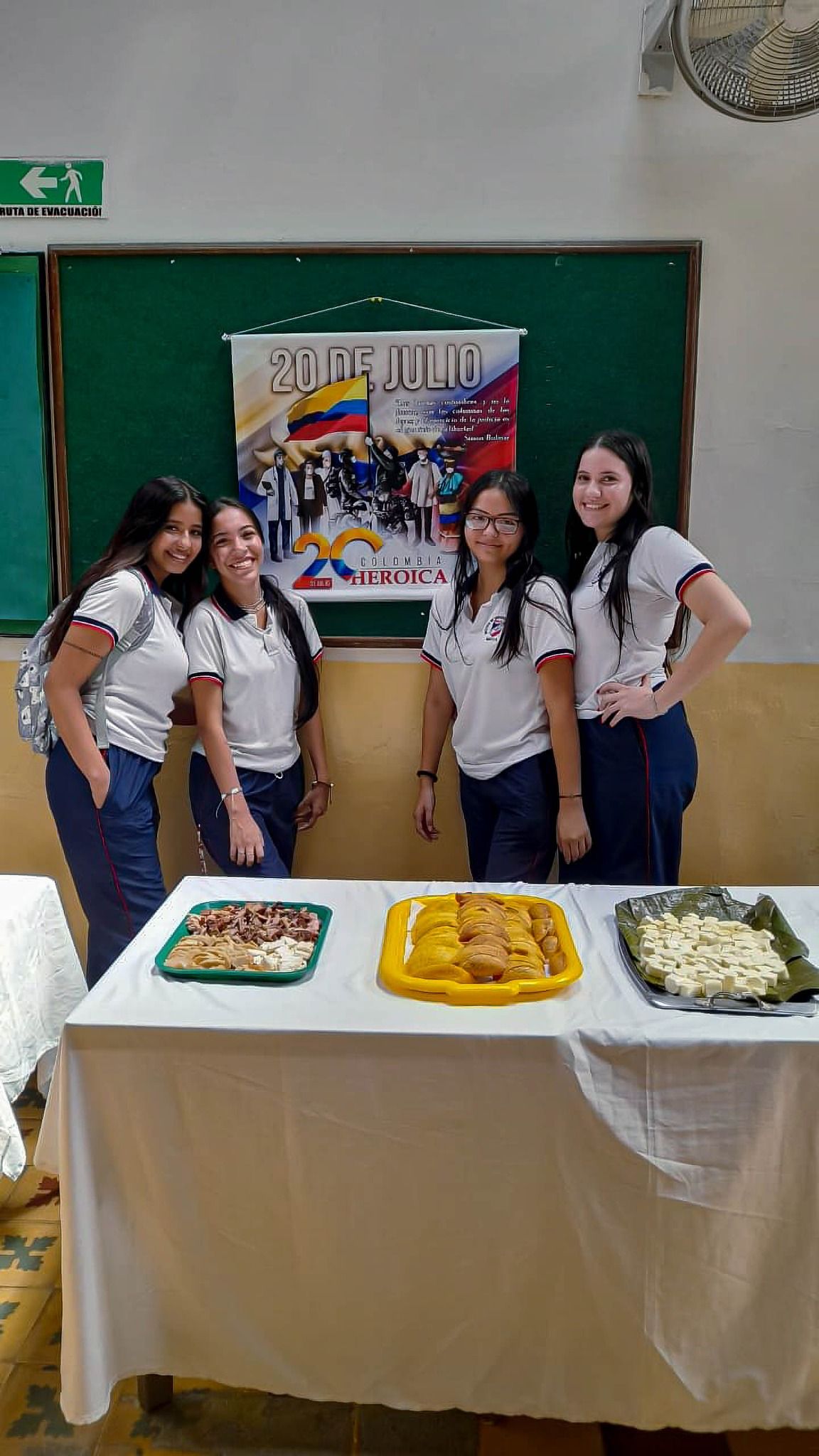 ¡Celebremos la Independencia de Colombia! 🎉 - Imagen 4