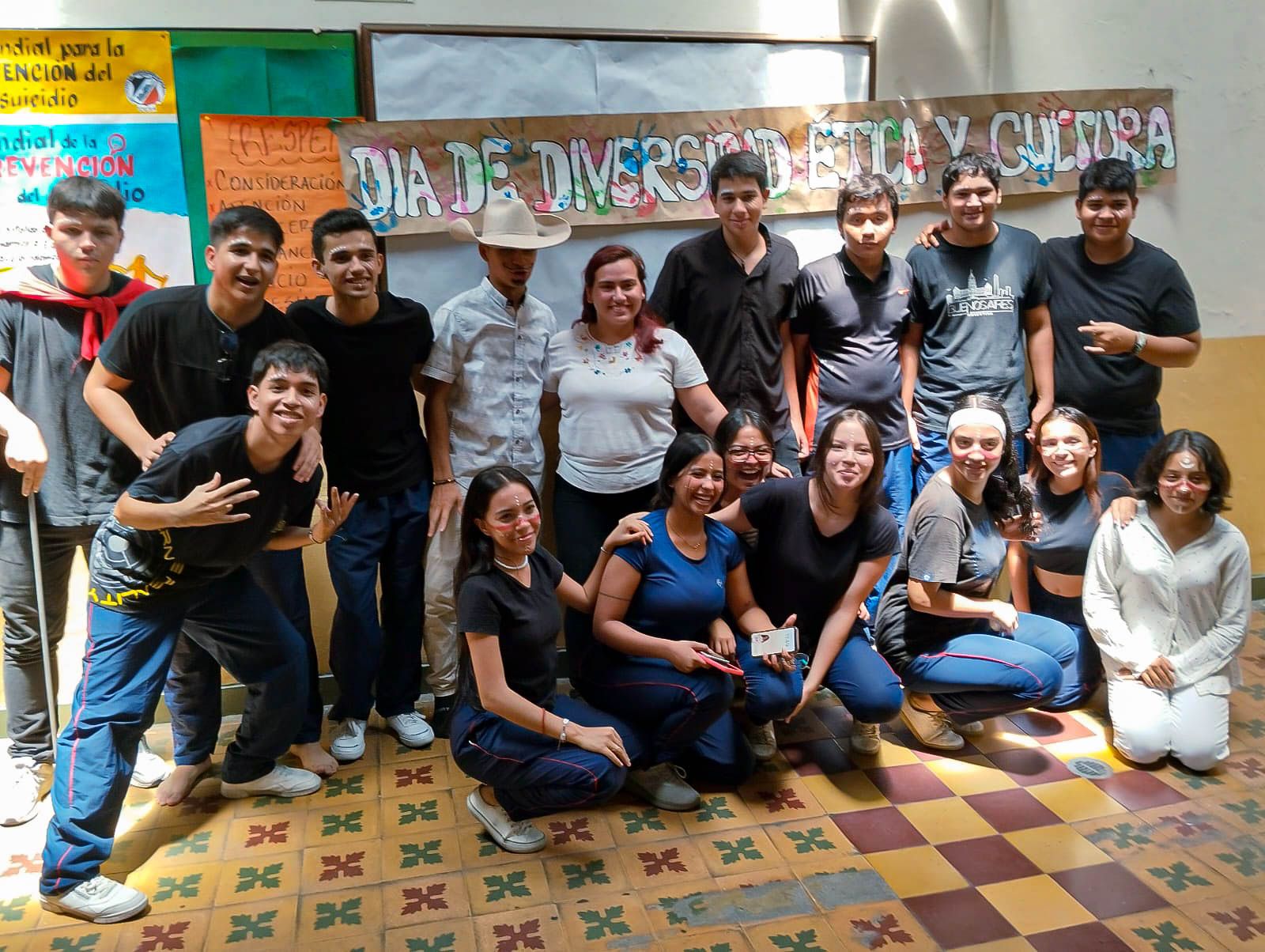 Conmemorando el Día de la Raza, Orgullosos de lo que nos hace Colombianos - Imagen 4