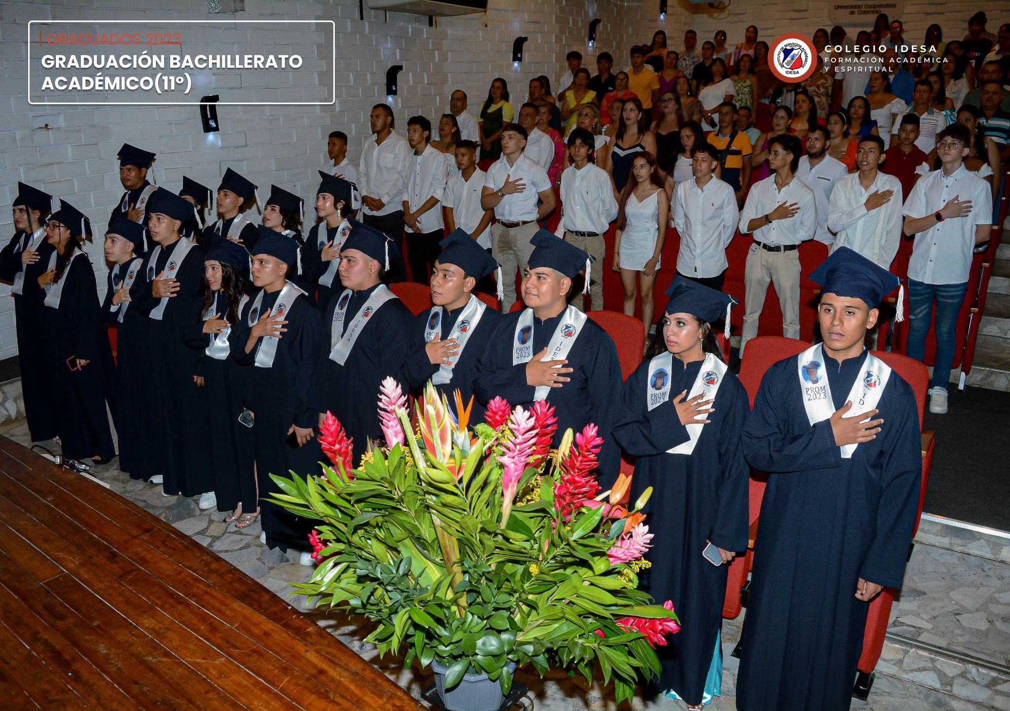 Fotos de la Ceremonia de Graduación Bachilleratos Básico(9°) y Académico(11°) - Imagen 5